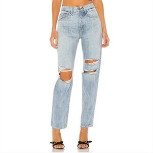 NWT GRLFRND Isabeli Distressed Relaxed Tappered Jeans